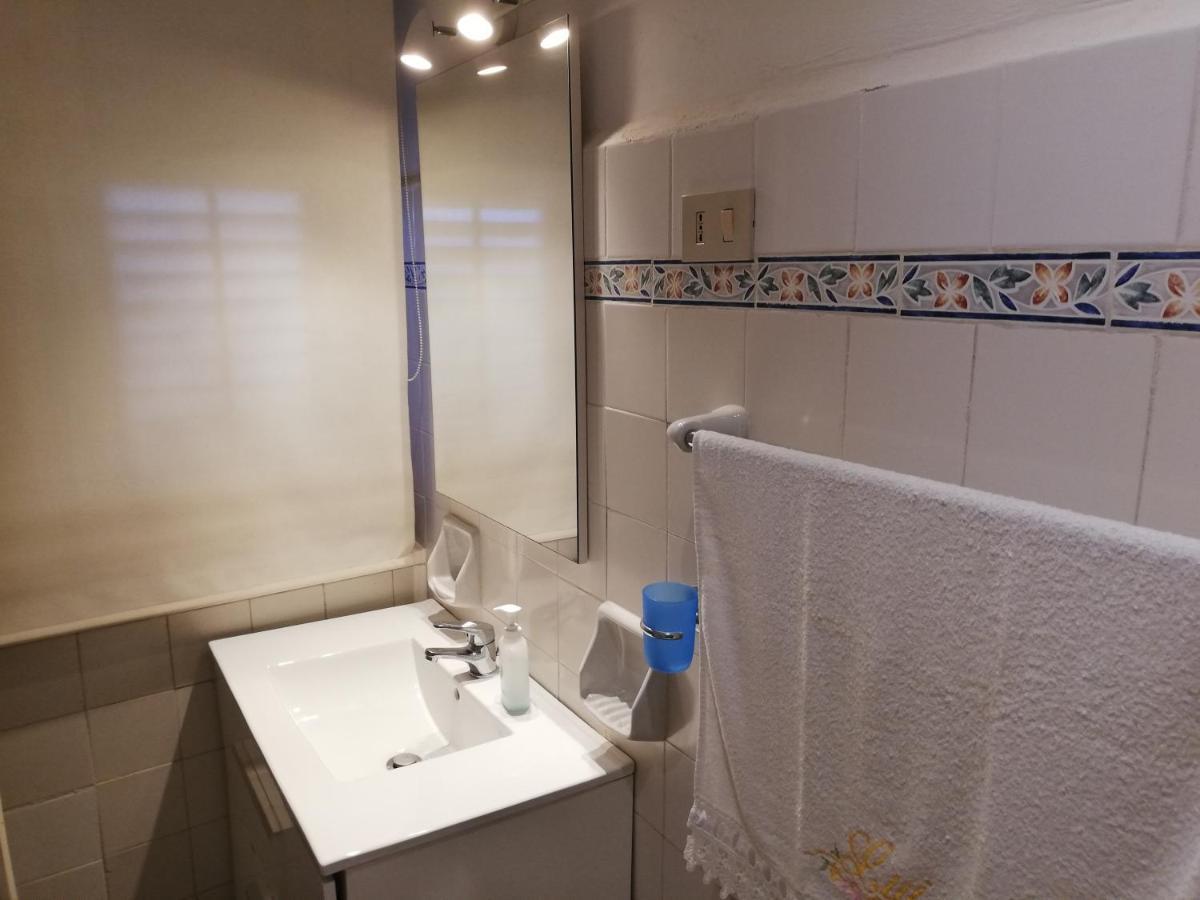 Charming Apartment In Mondello Palermo Eksteriør bilde