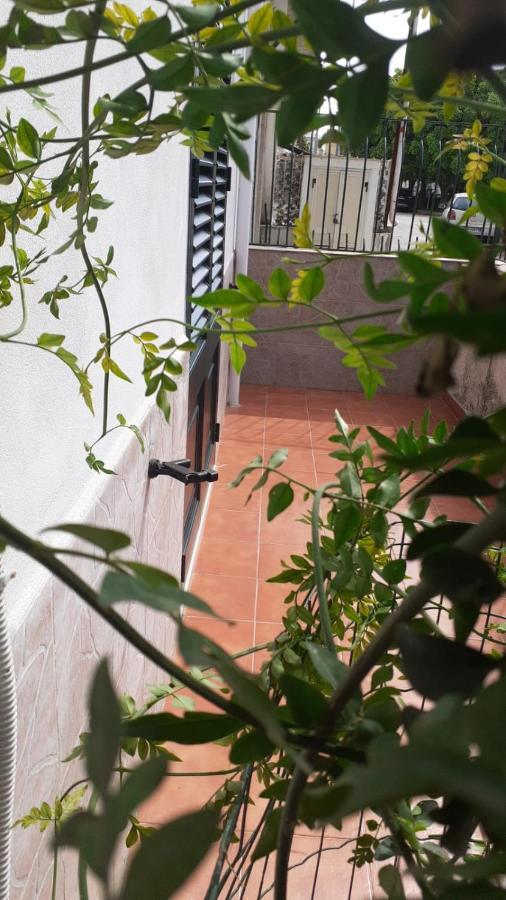 Charming Apartment In Mondello Palermo Eksteriør bilde